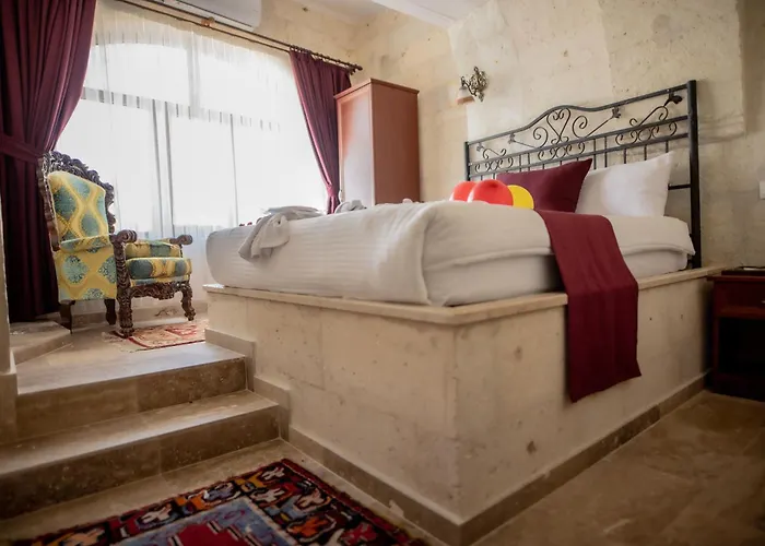 Gueven Cave * Γκόρεμε